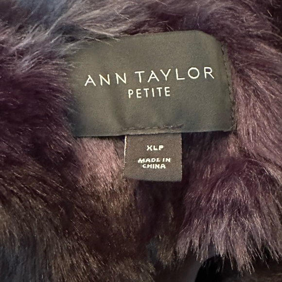 NWOT ANN TAYLOR Petite X-Large  Plaid Plush Faux Fur Jacket/Coat, Navy Multi - Picture 5 of 8